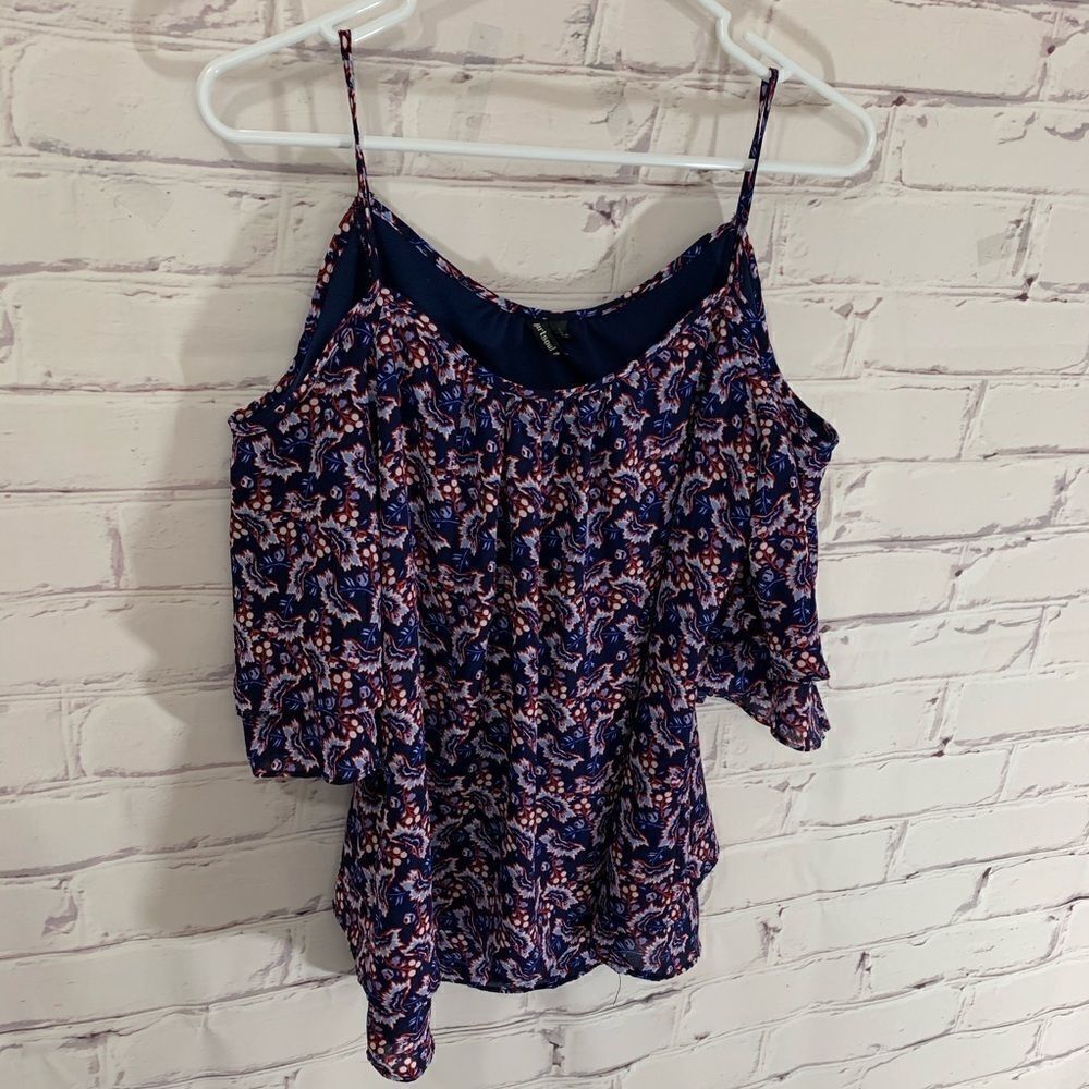 Heart Soul small cold shoulder top with ruffles